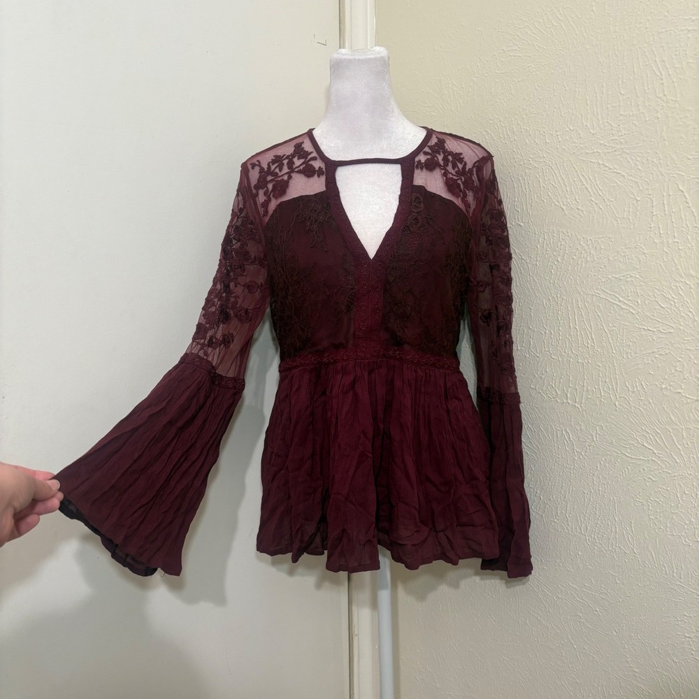 American Eagle Burgundy Red Lace Mesh Bell Sleeve Babydoll Boho Top Fall Sz M